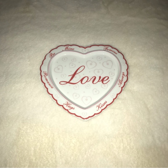 Avon Gift Collection Love Decorative Ceramic Dish - Picture 3 of 10